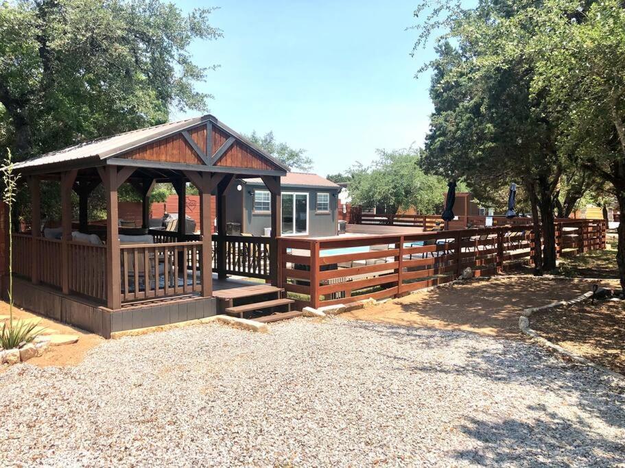 The Longhorn Cabin - Cabins At Rim Rock Austin Buitenkant foto